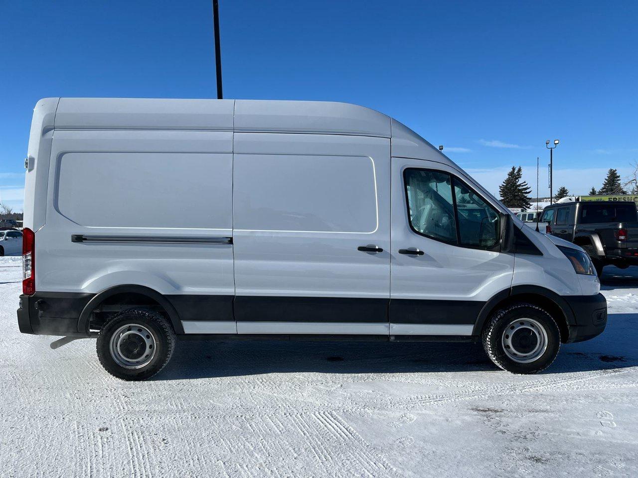 2024 Ford Transit Cargo Van T-250 148 Hi Rf 9070 GVWR RWD Photo4
