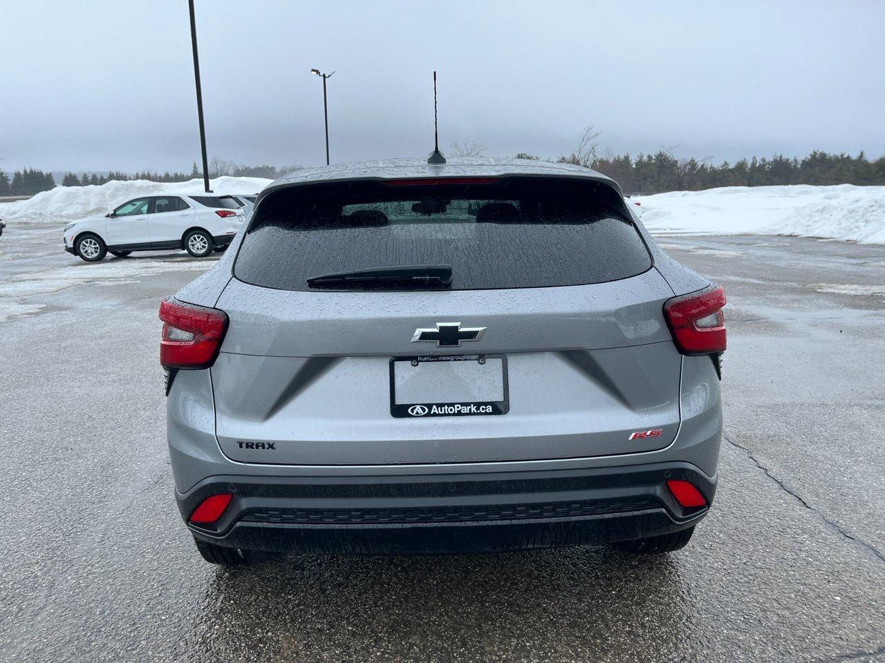 2025 Chevrolet Trax FWD 4dr 1RS Photo