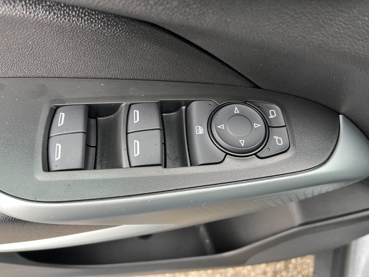 2025 Chevrolet Trax FWD 4dr 1RS Photo