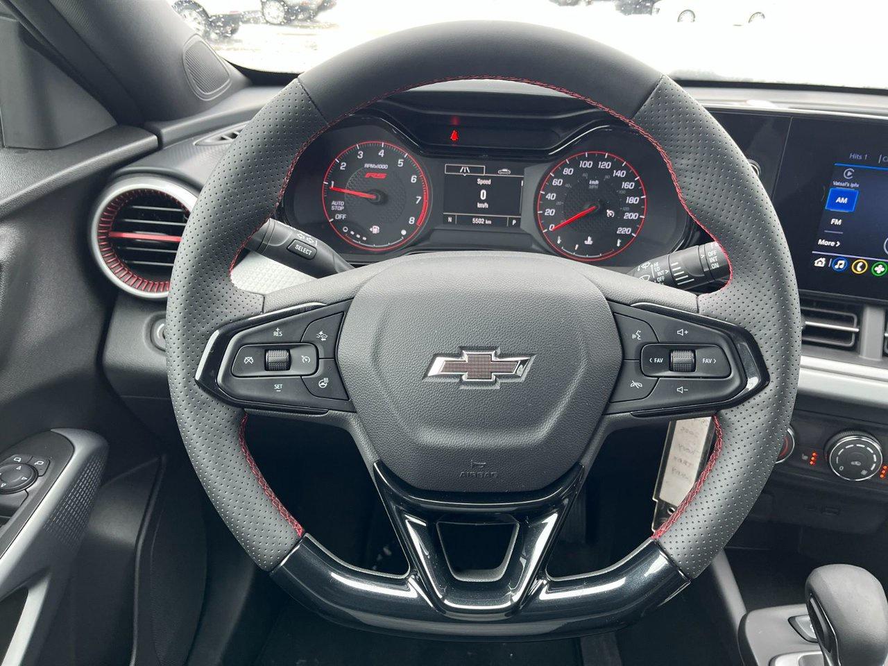 2025 Chevrolet Trax FWD 4dr 1RS Photo