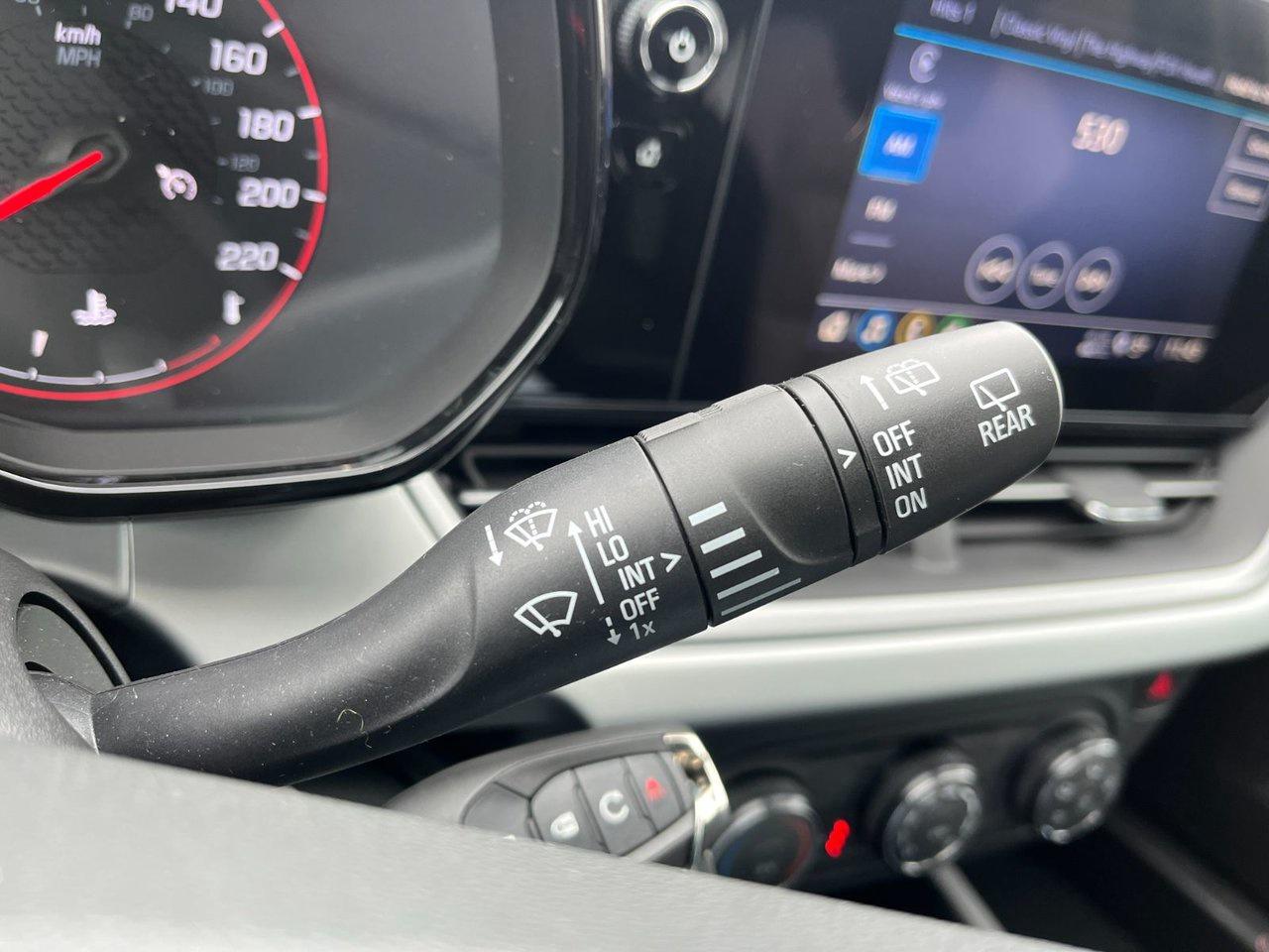 2025 Chevrolet Trax FWD 4dr 1RS Photo