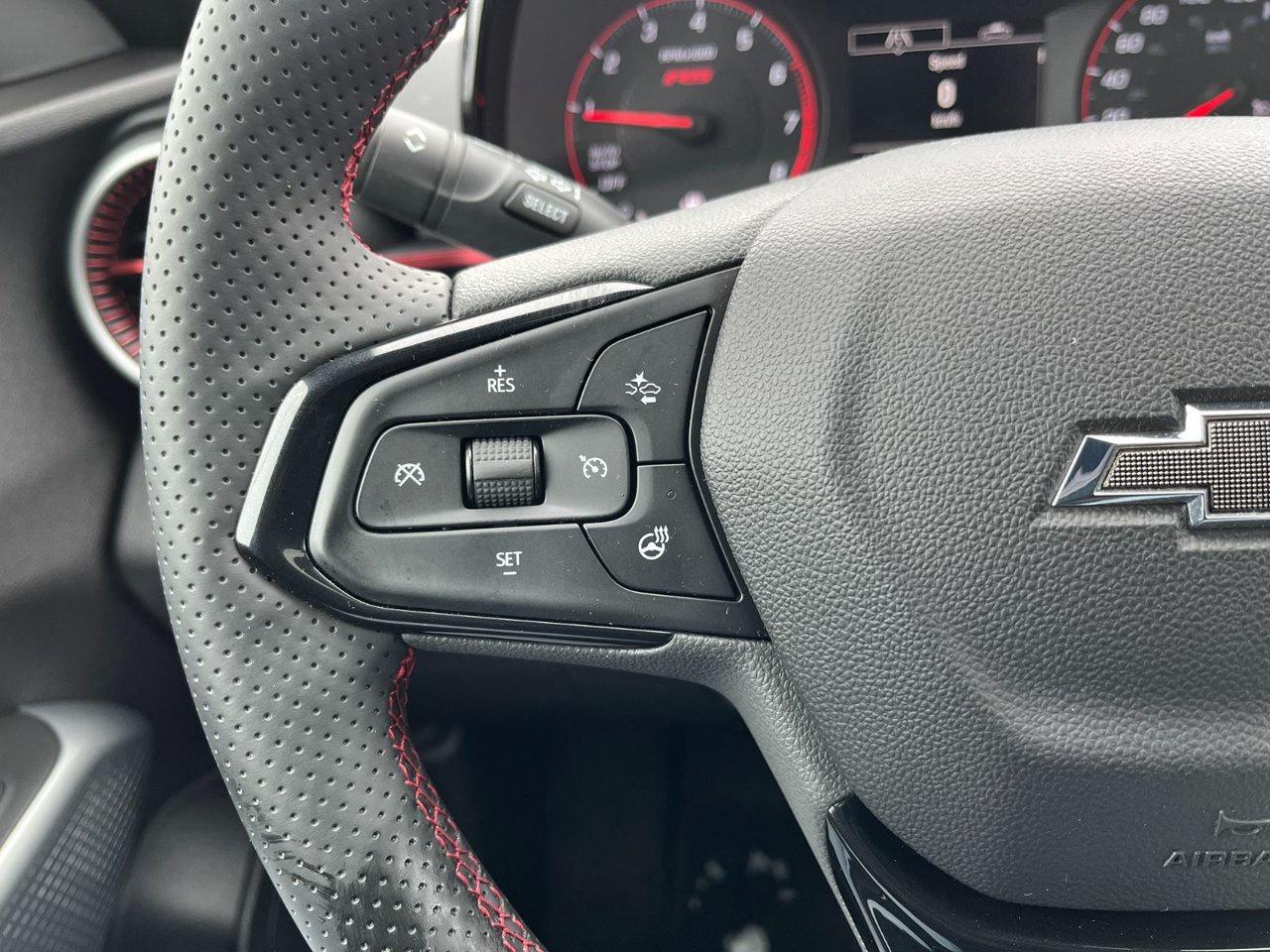 2025 Chevrolet Trax FWD 4dr 1RS Photo