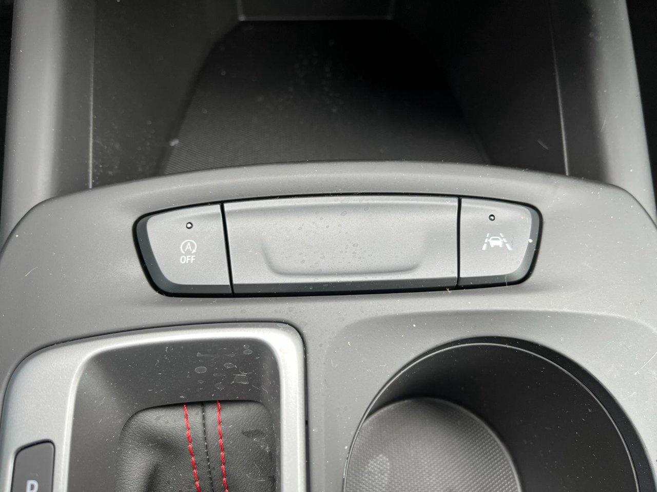 2025 Chevrolet Trax FWD 4dr 1RS Photo