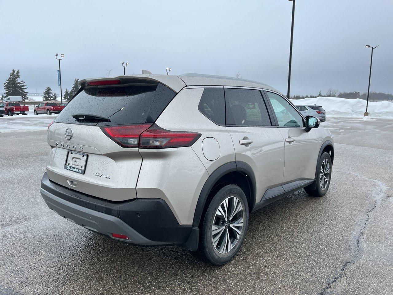 2023 Nissan Rogue SV AWD MOONROOF Photo