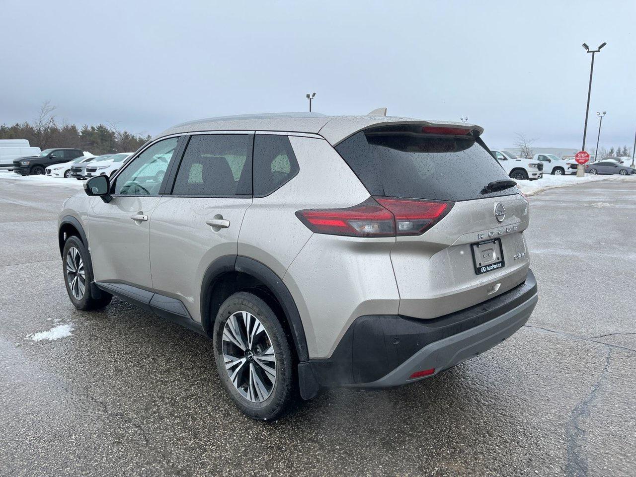 2023 Nissan Rogue SV AWD MOONROOF Photo