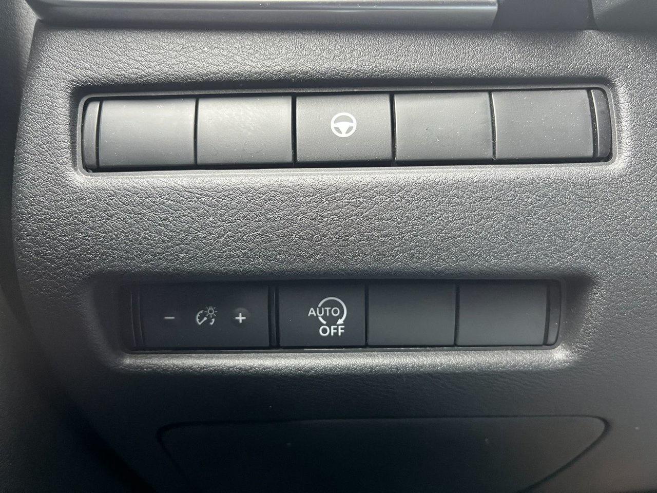 2023 Nissan Rogue SV AWD MOONROOF Photo