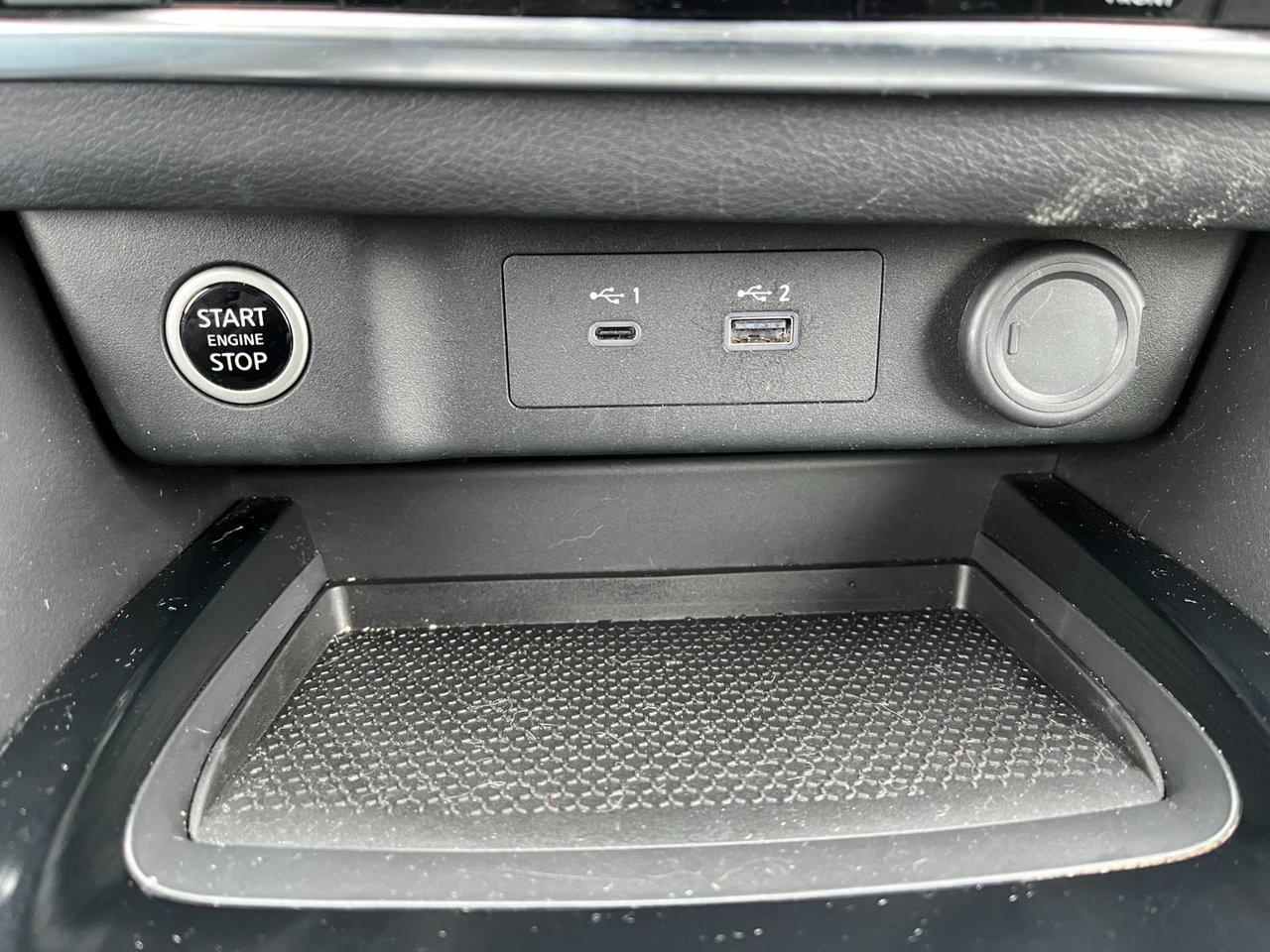 2023 Nissan Rogue SV AWD MOONROOF Photo