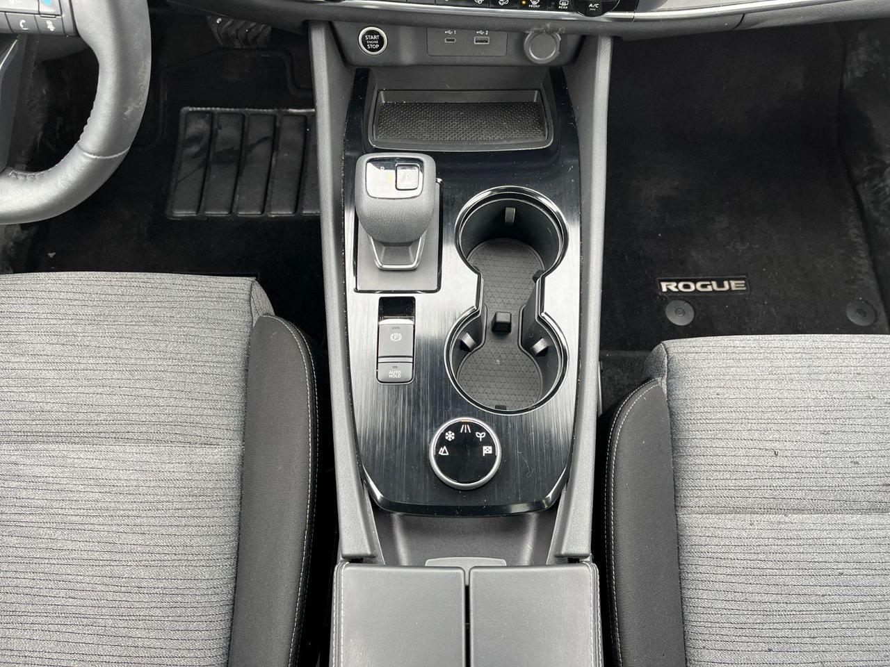 2023 Nissan Rogue SV AWD MOONROOF Photo