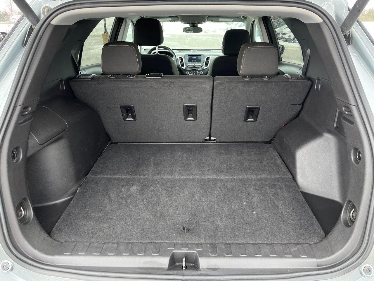 2024 Chevrolet Equinox AWD 4DR LT Photo