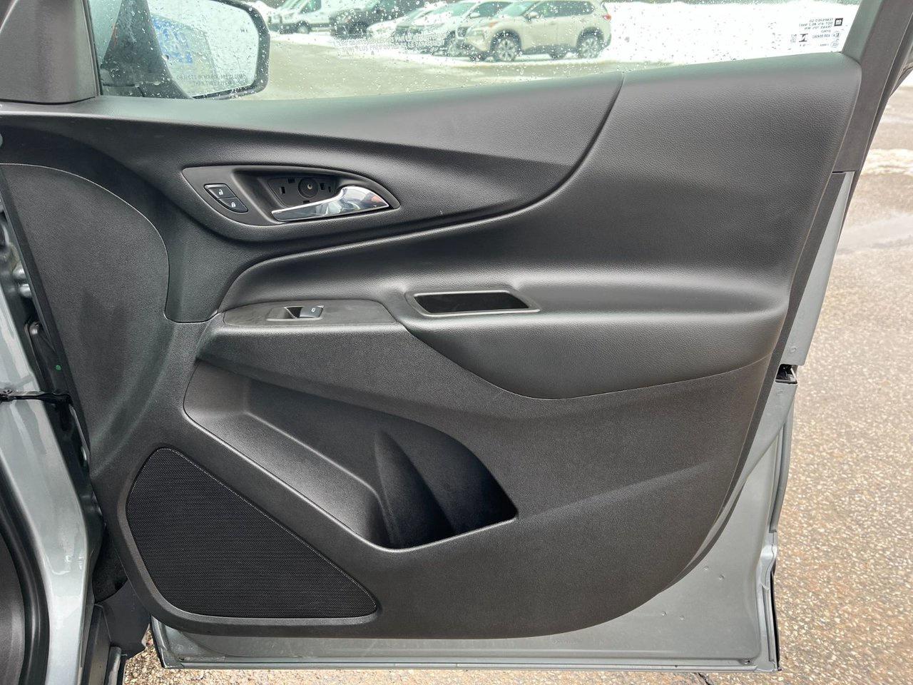 2024 Chevrolet Equinox AWD 4DR LT Photo