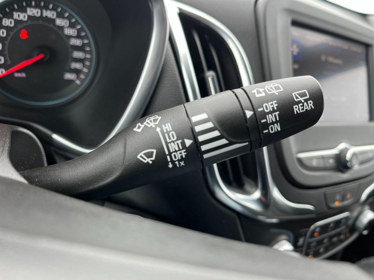 2024 Chevrolet Equinox AWD 4DR LT Photo