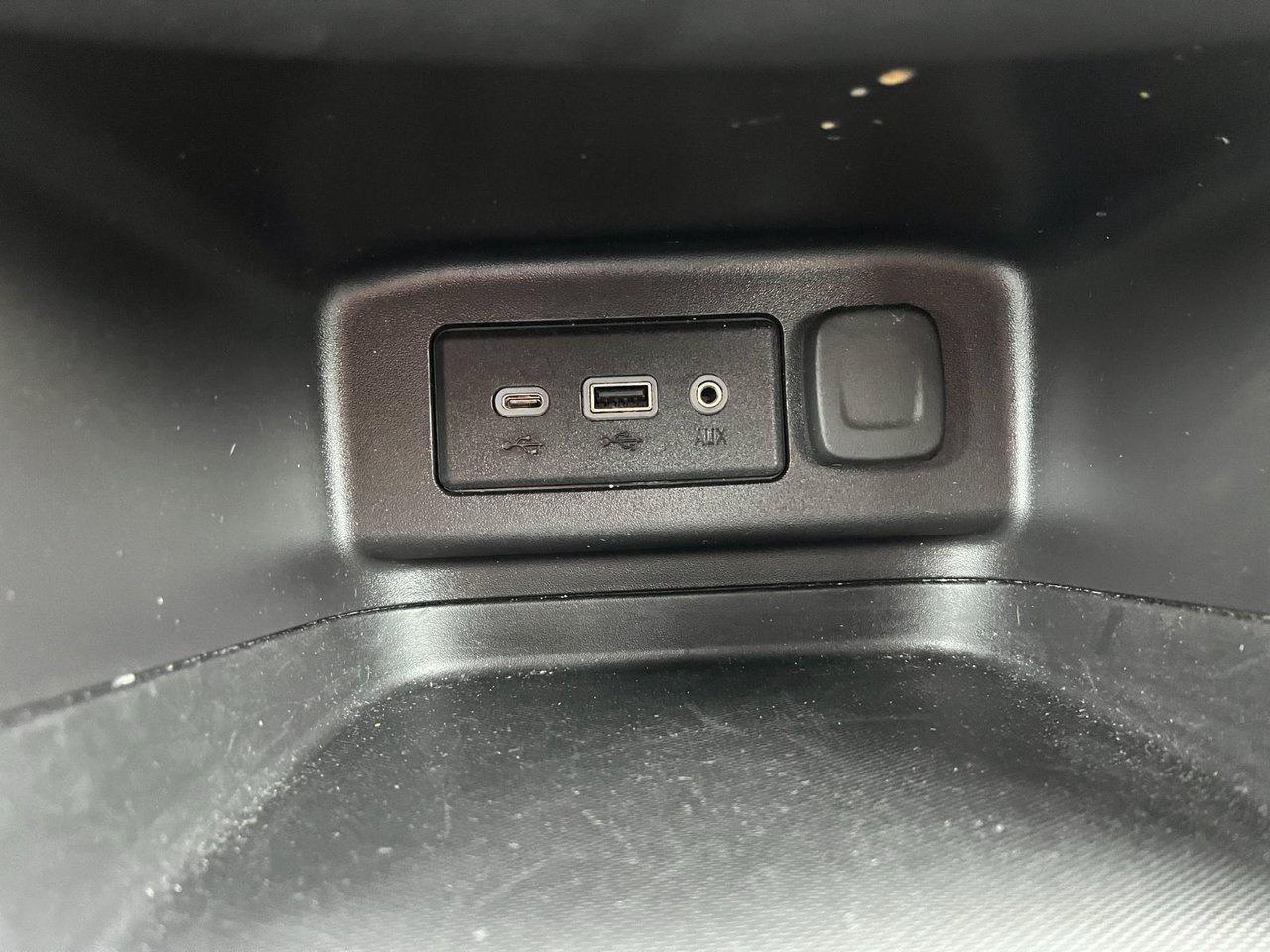 2024 Chevrolet Equinox AWD 4DR LT Photo