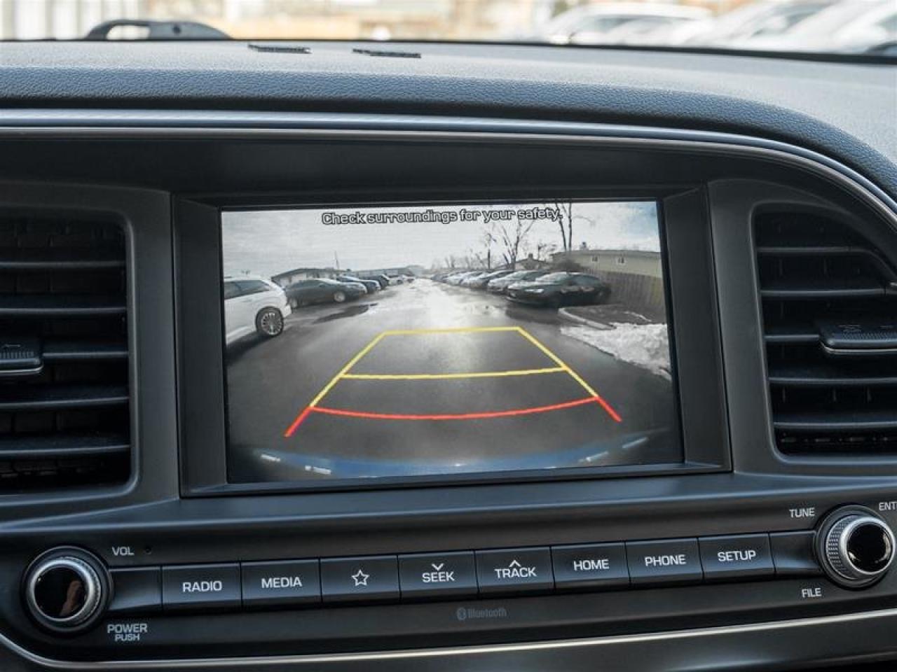 2019 Hyundai Elantra Preferred Photo