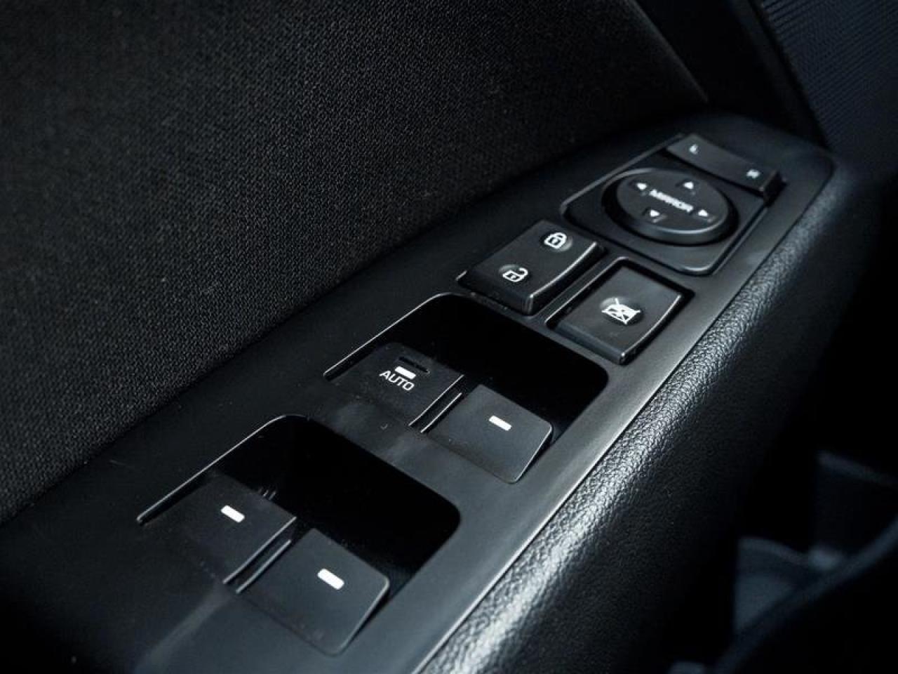 2019 Hyundai Elantra Preferred Photo