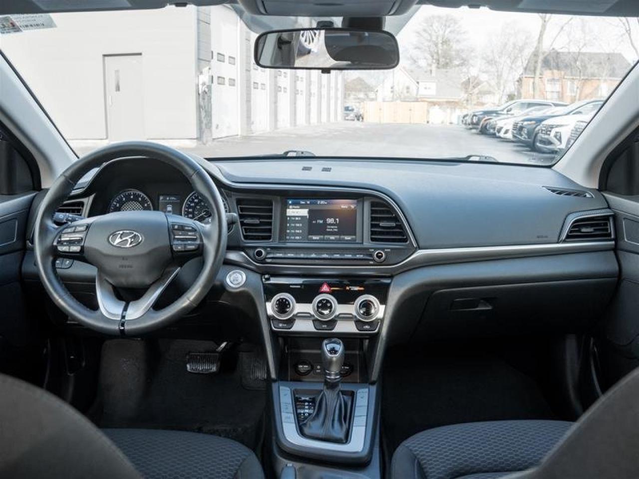 2019 Hyundai Elantra Preferred Photo