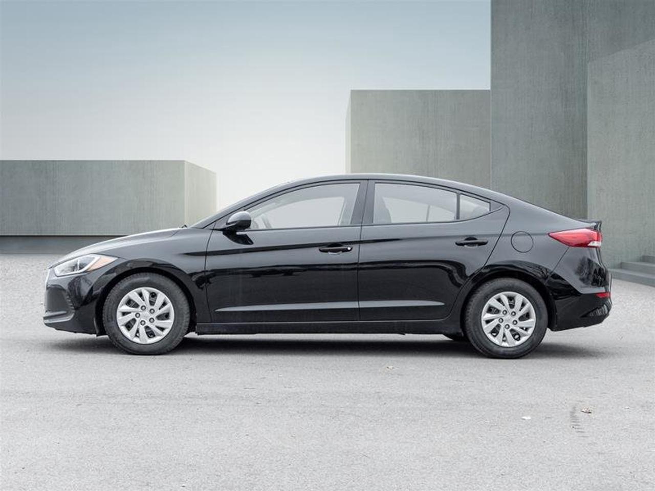 2017 Hyundai Elantra Sedan LE Photo