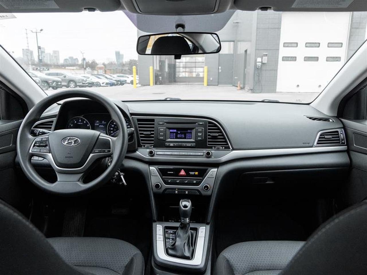 2017 Hyundai Elantra Sedan LE Photo