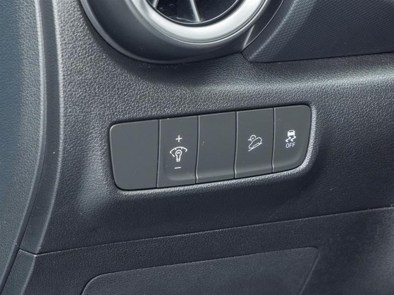 2022 Hyundai KONA ESSENTIAL VALUE EDITION Photo