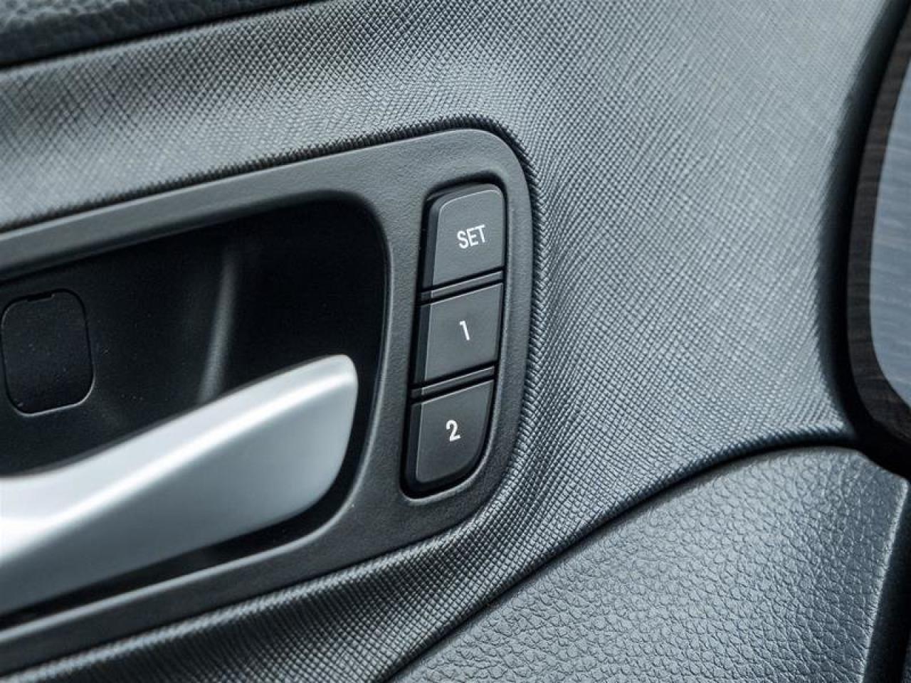 2017 Hyundai Santa Fe Sport Luxury Photo