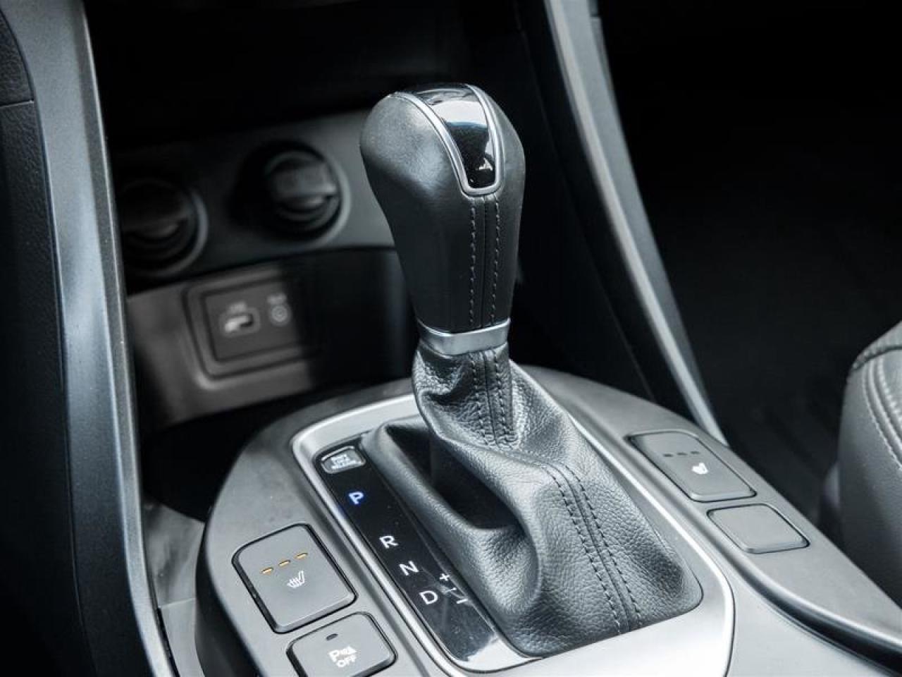 2017 Hyundai Santa Fe Sport Luxury Photo