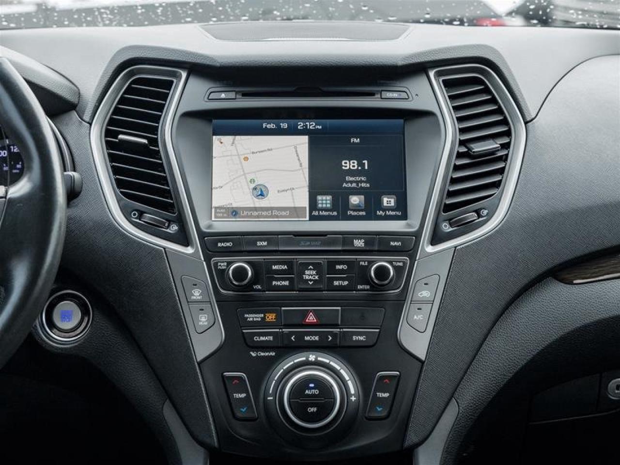 2017 Hyundai Santa Fe Sport Luxury Photo