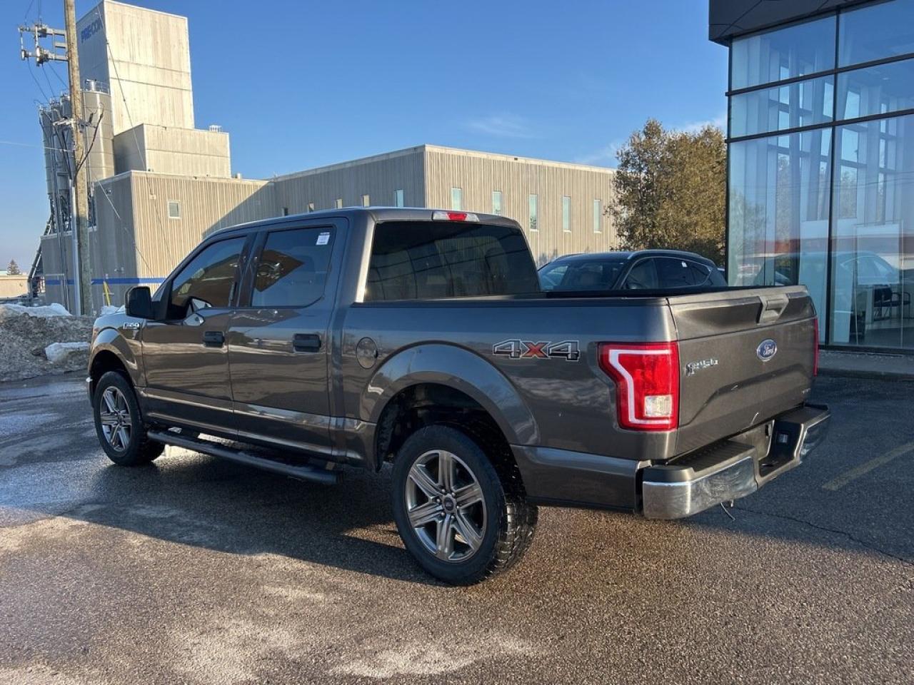 2016 Ford F-150 XLT Photo