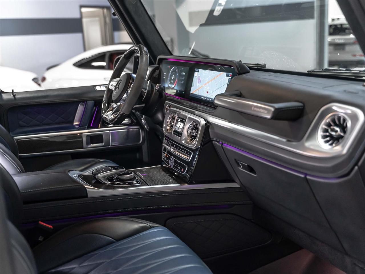 2023 Mercedes-Benz G63 AMG AMG G 63|G MANUFAKTUR|MONOBLOCKS|CARBONPKG|NIGHT PKG PLUS Photo