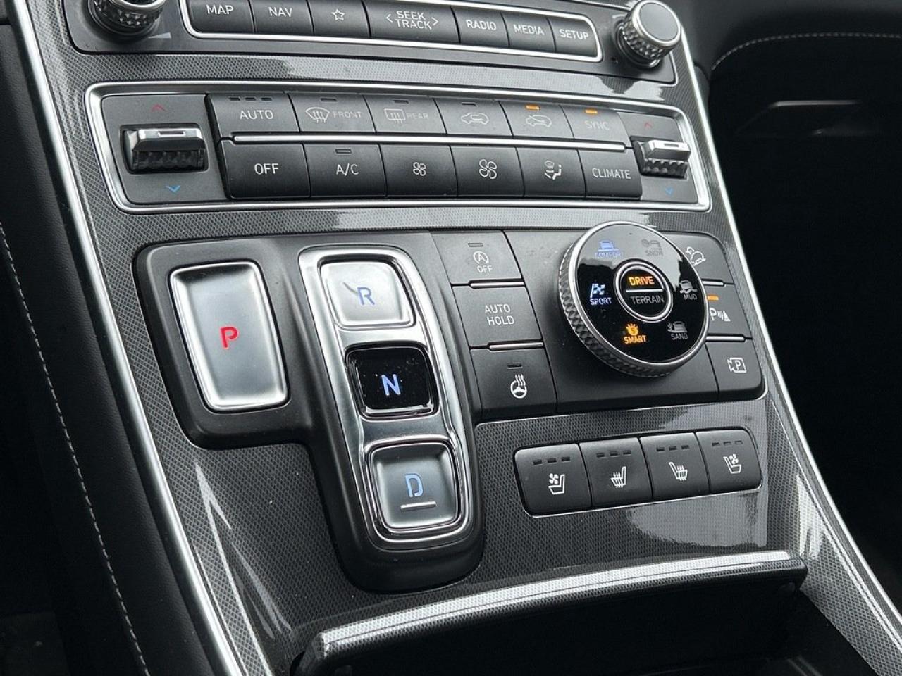 2021 Hyundai Santa Fe Ultimate Calligraphy Photo