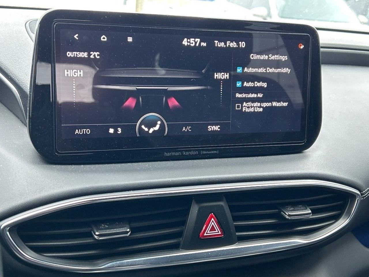 2021 Hyundai Santa Fe Ultimate Calligraphy Photo