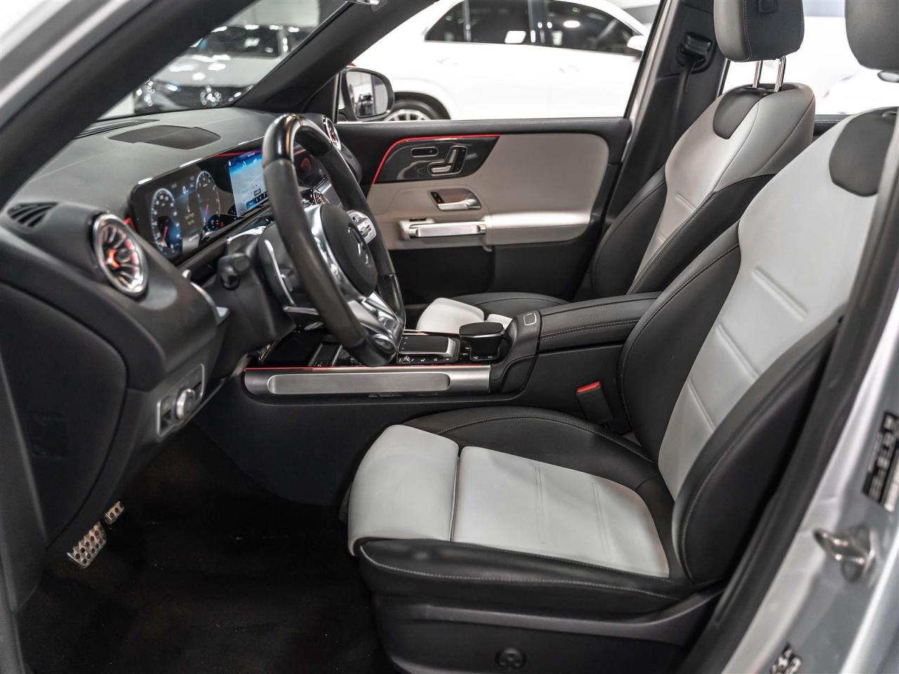 2022 Mercedes-Benz GL-Class AMG GLB 35|INTELLIGENT DRIVE|360CAM|BLINDSPOT|NAVI|LOADED Photo