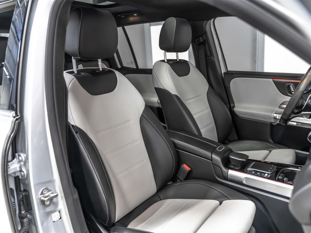 2022 Mercedes-Benz GL-Class AMG GLB 35|INTELLIGENT DRIVE|360CAM|BLINDSPOT|NAVI|LOADED Photo