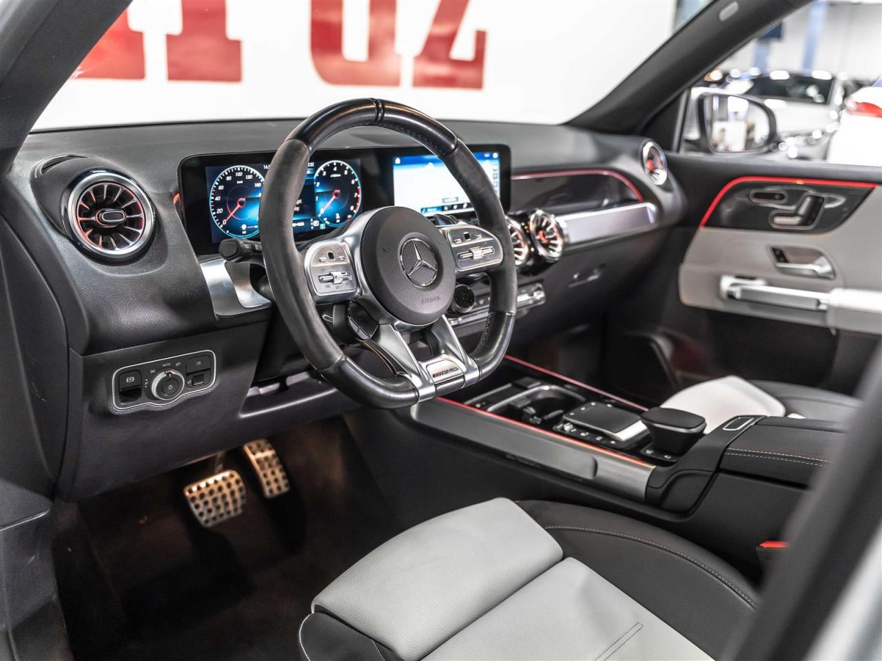 2022 Mercedes-Benz GL-Class AMG GLB 35|INTELLIGENT DRIVE|360CAM|BLINDSPOT|NAVI|LOADED Photo