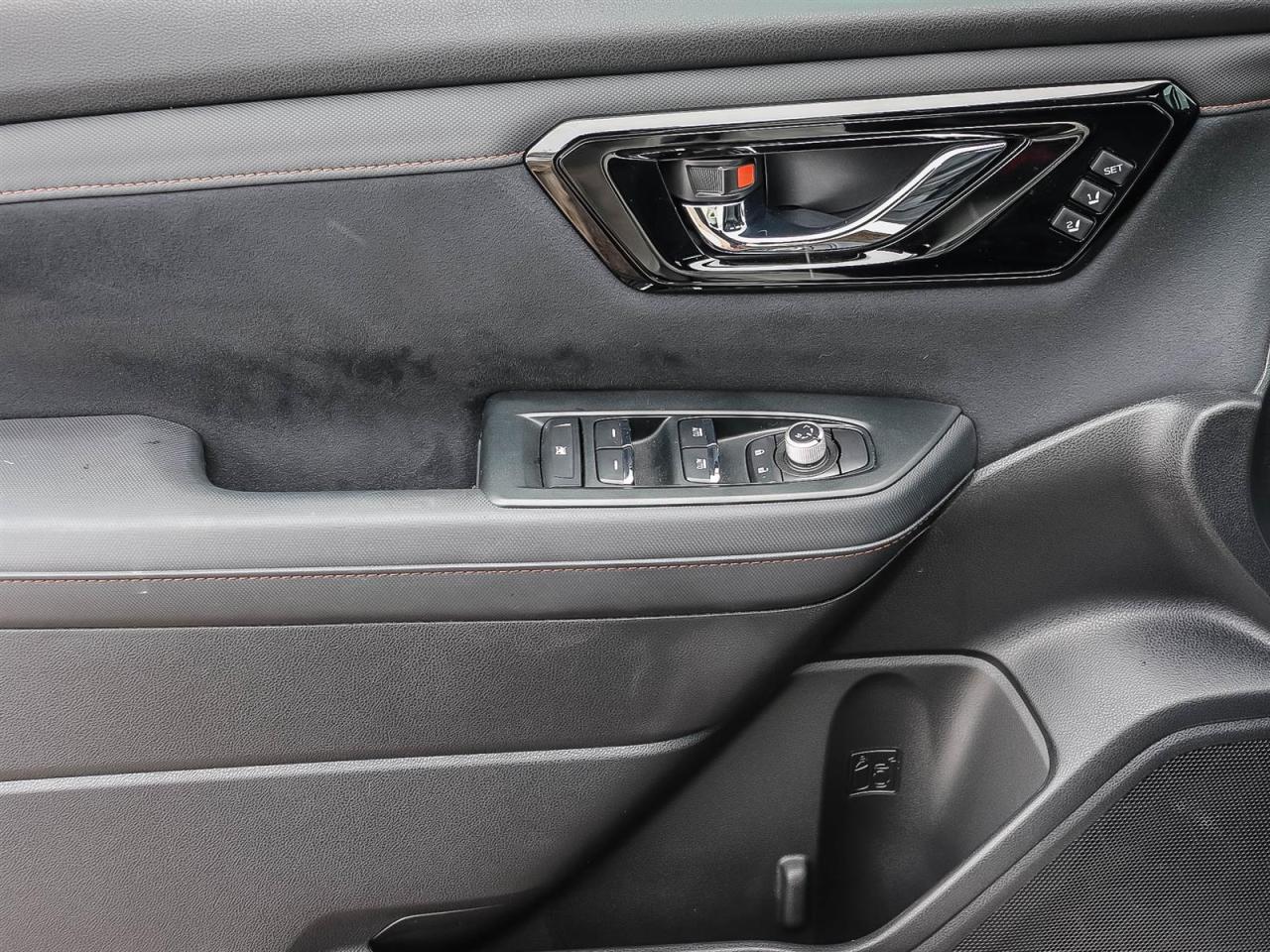 2025 Subaru Forester e-BOXER Hybrid Premier Photo