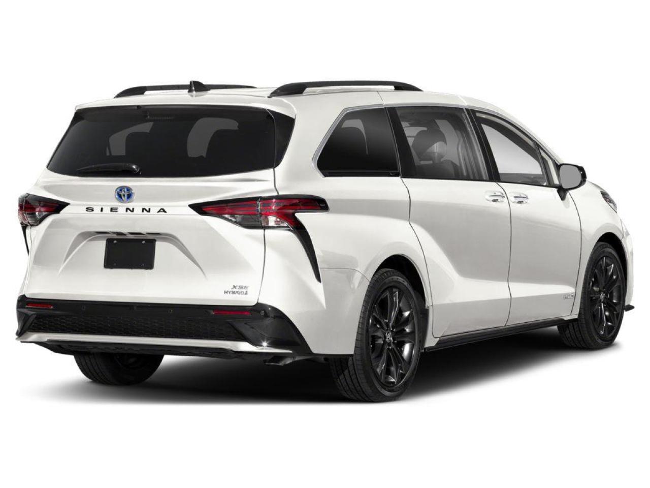 2021 Toyota Sienna XSE 7-Passenger Photo2