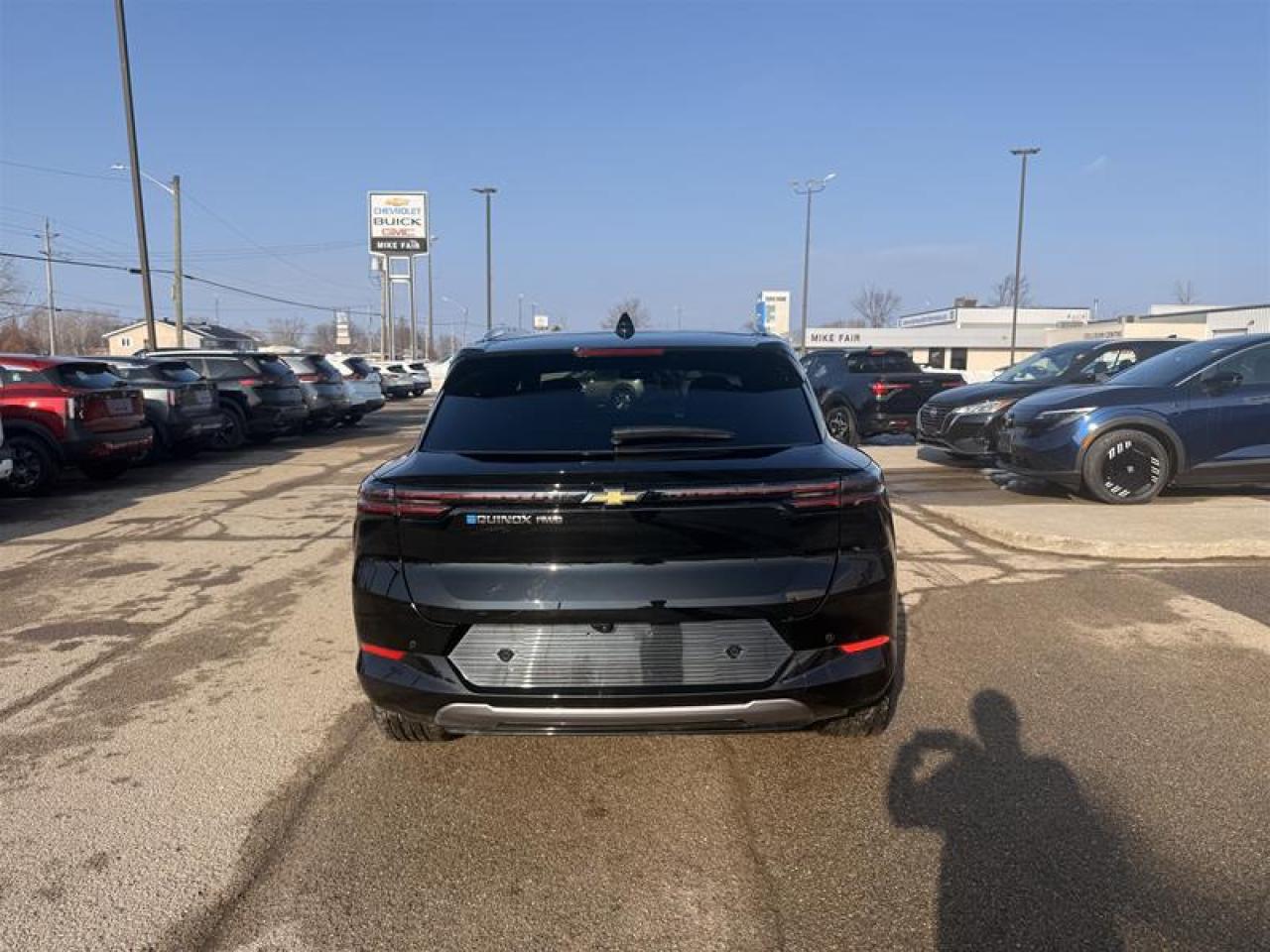 2025 Chevrolet Equinox EV 4dr LT Photo