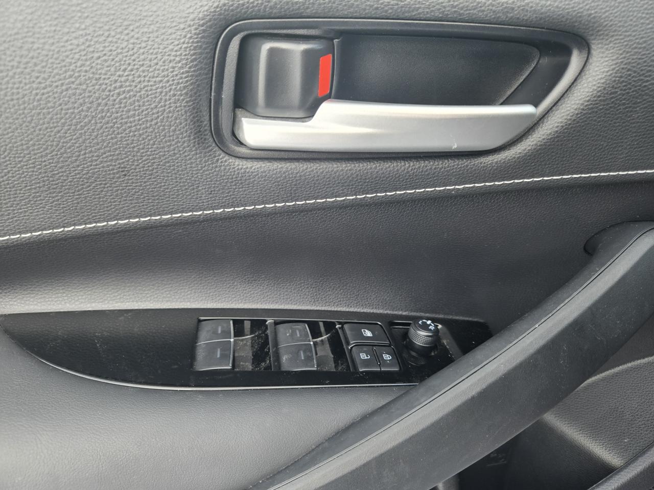 2025 Toyota Corolla SE Photo