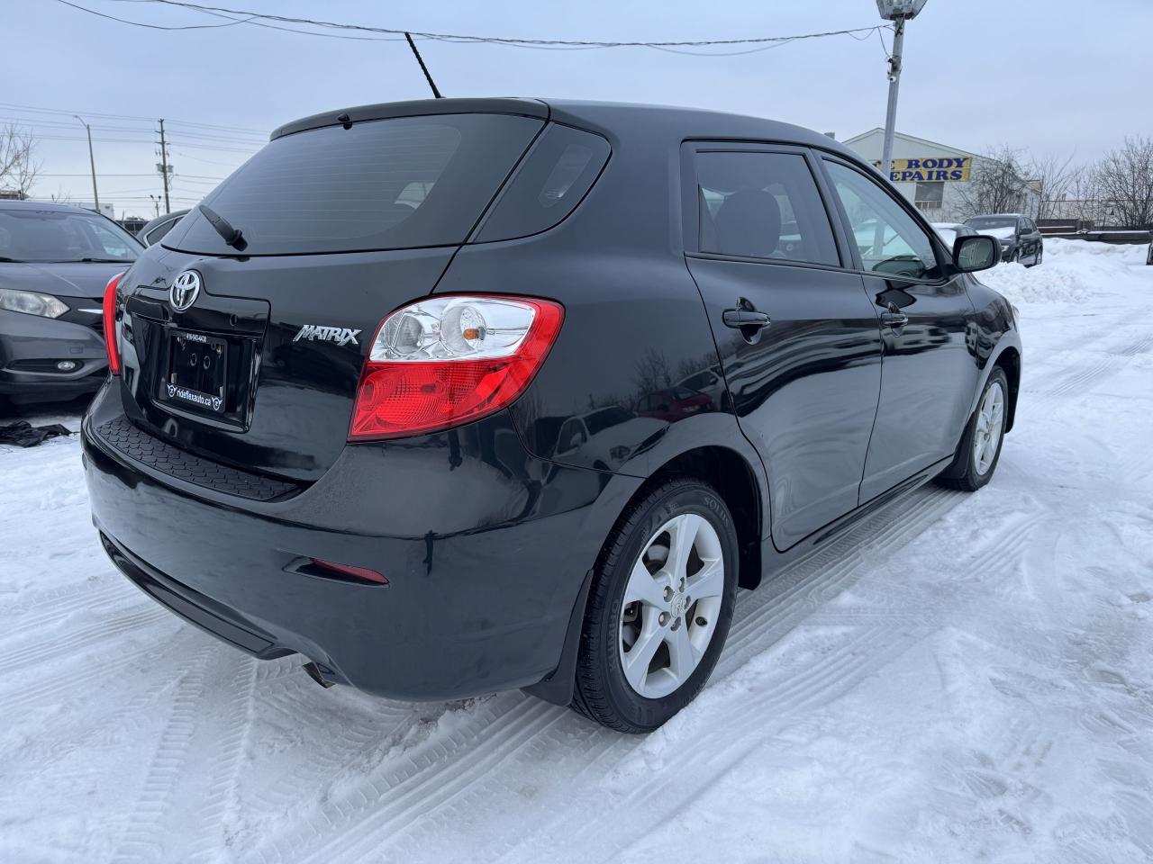 2013 Toyota Matrix  Photo4