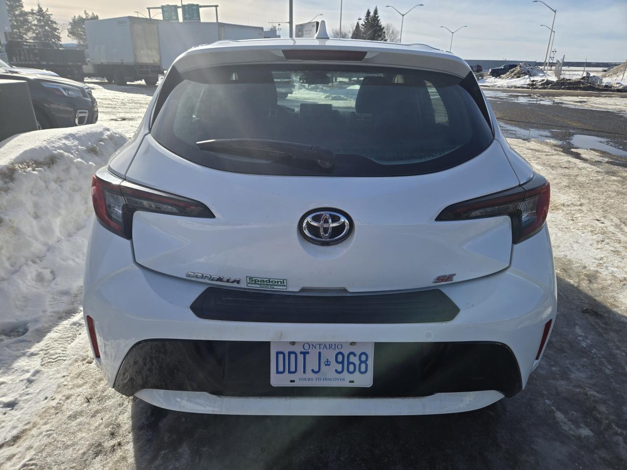 2025 Toyota Corolla SE Photo4