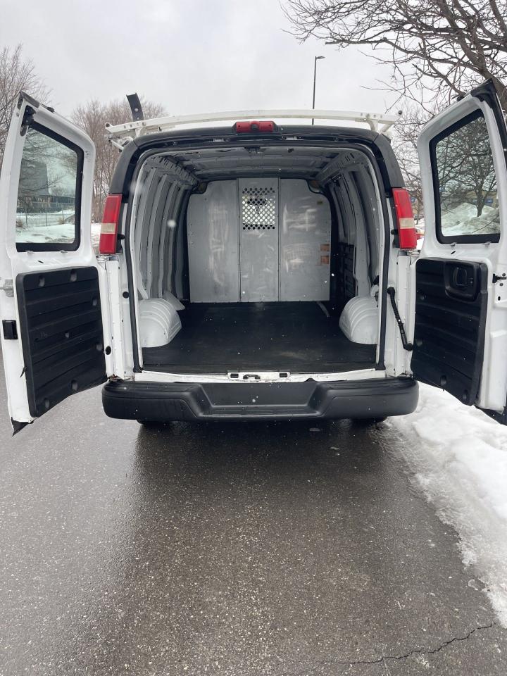 2014 GMC Savana Cargo Van LADDER RACK    HEAVY DUTY    REVERSE CAMERA Photo