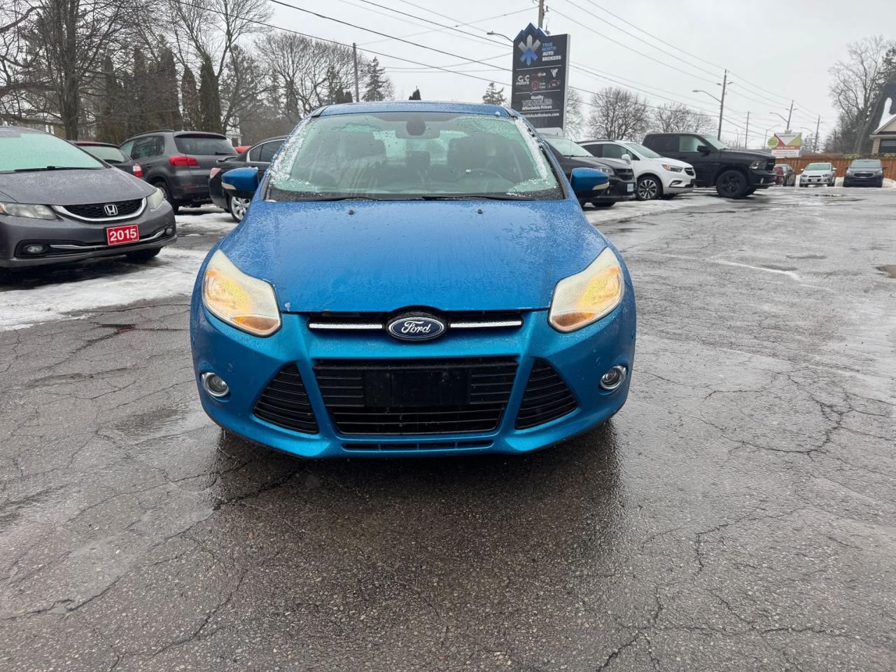 2012 Ford Focus 5DR HB SEL Photo