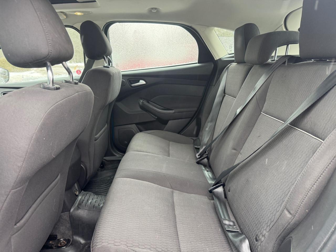 2012 Ford Focus 5DR HB SEL Photo