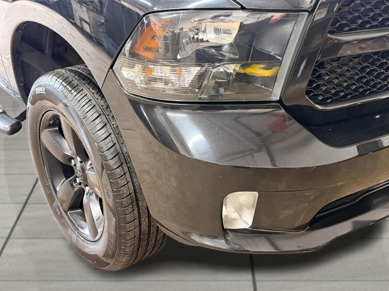 2019 RAM 1500 Classic Express 4x4 Quad 6'4" Box+New Tires+CLEAN CARFAX Photo