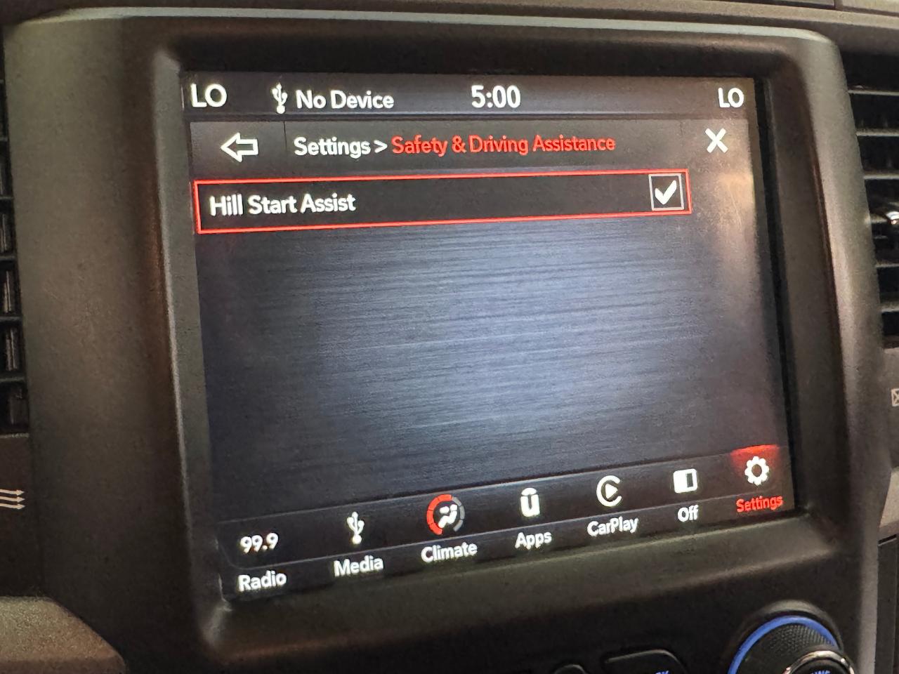 2019 RAM 1500 Classic Express 4x4 Quad 6'4" Box+New Tires+CLEAN CARFAX Photo32