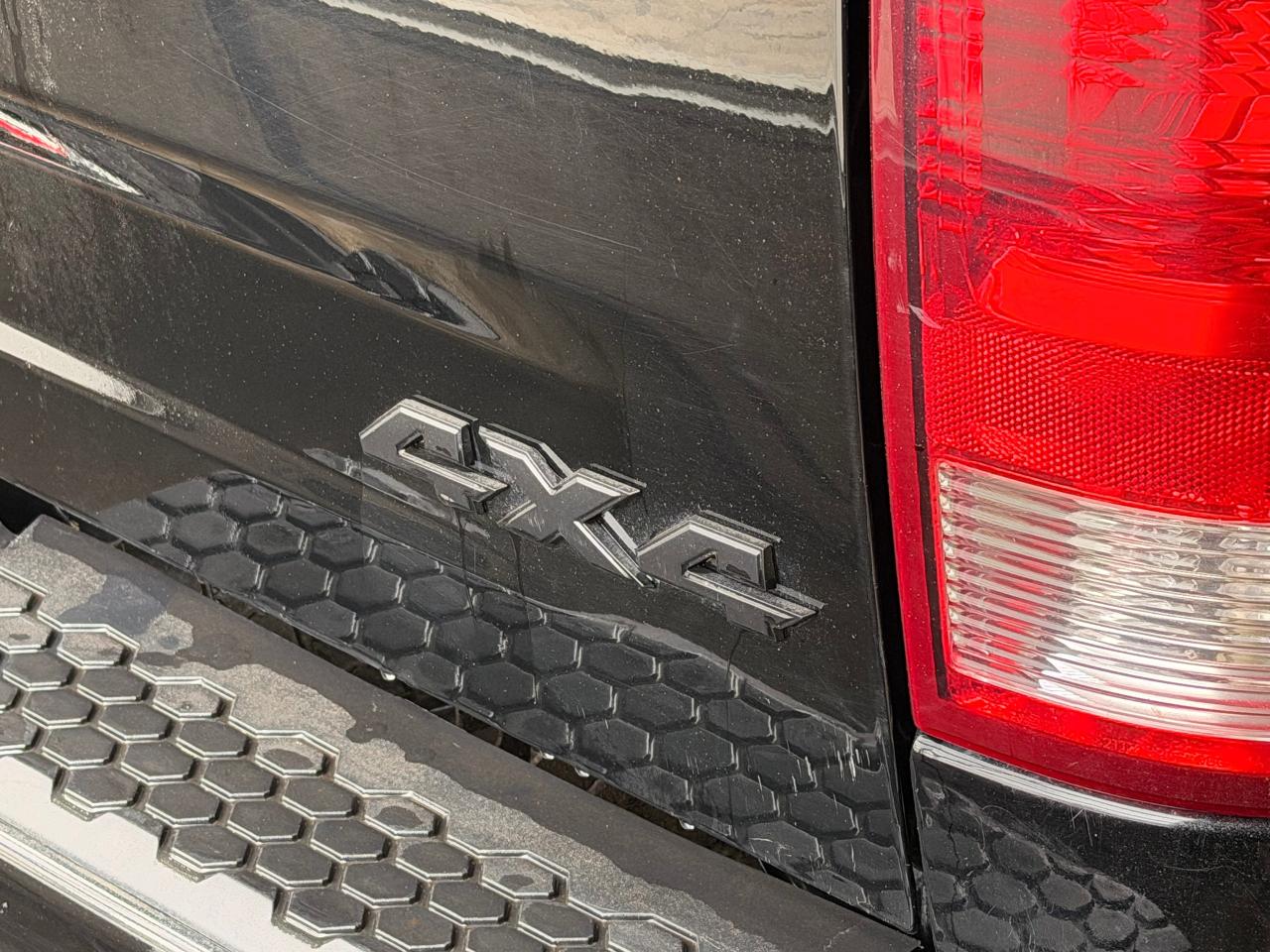 2019 RAM 1500 Classic Express 4x4 Quad 6'4" Box+New Tires+CLEAN CARFAX Photo51