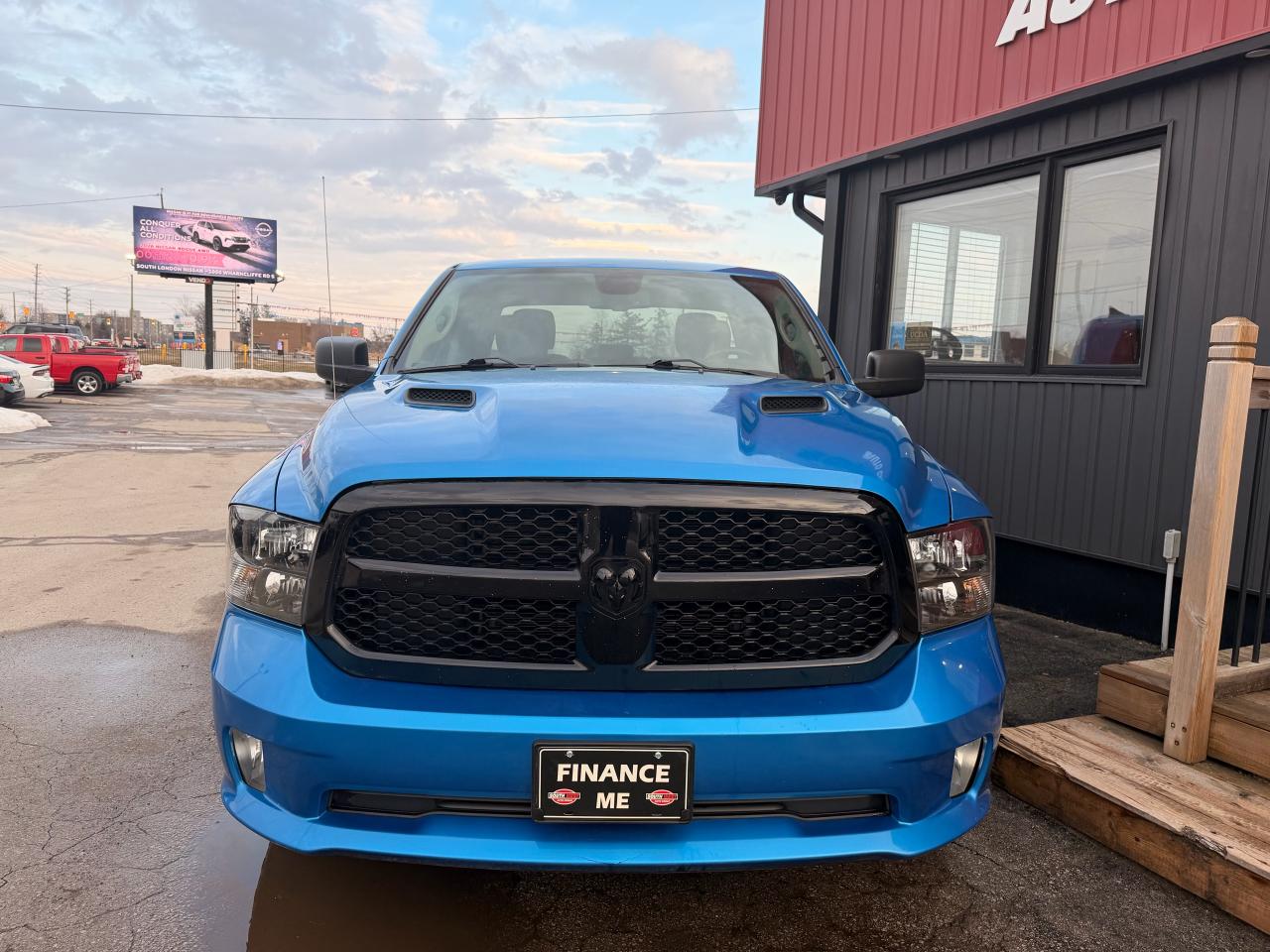 2021 RAM 1500 Classic EXPRESS Photo