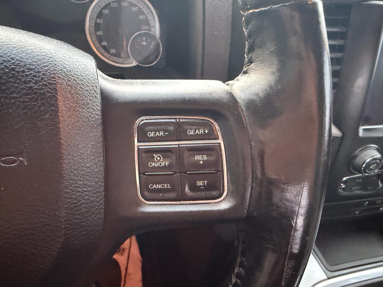 2021 RAM 1500 Classic EXPRESS Photo