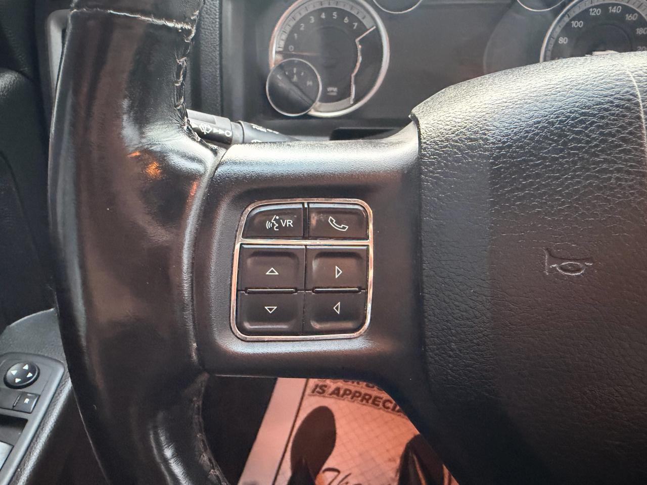 2021 RAM 1500 Classic EXPRESS Photo