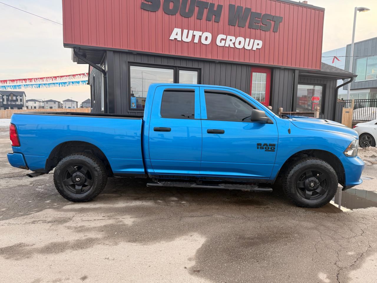 2021 RAM 1500 Classic EXPRESS Photo