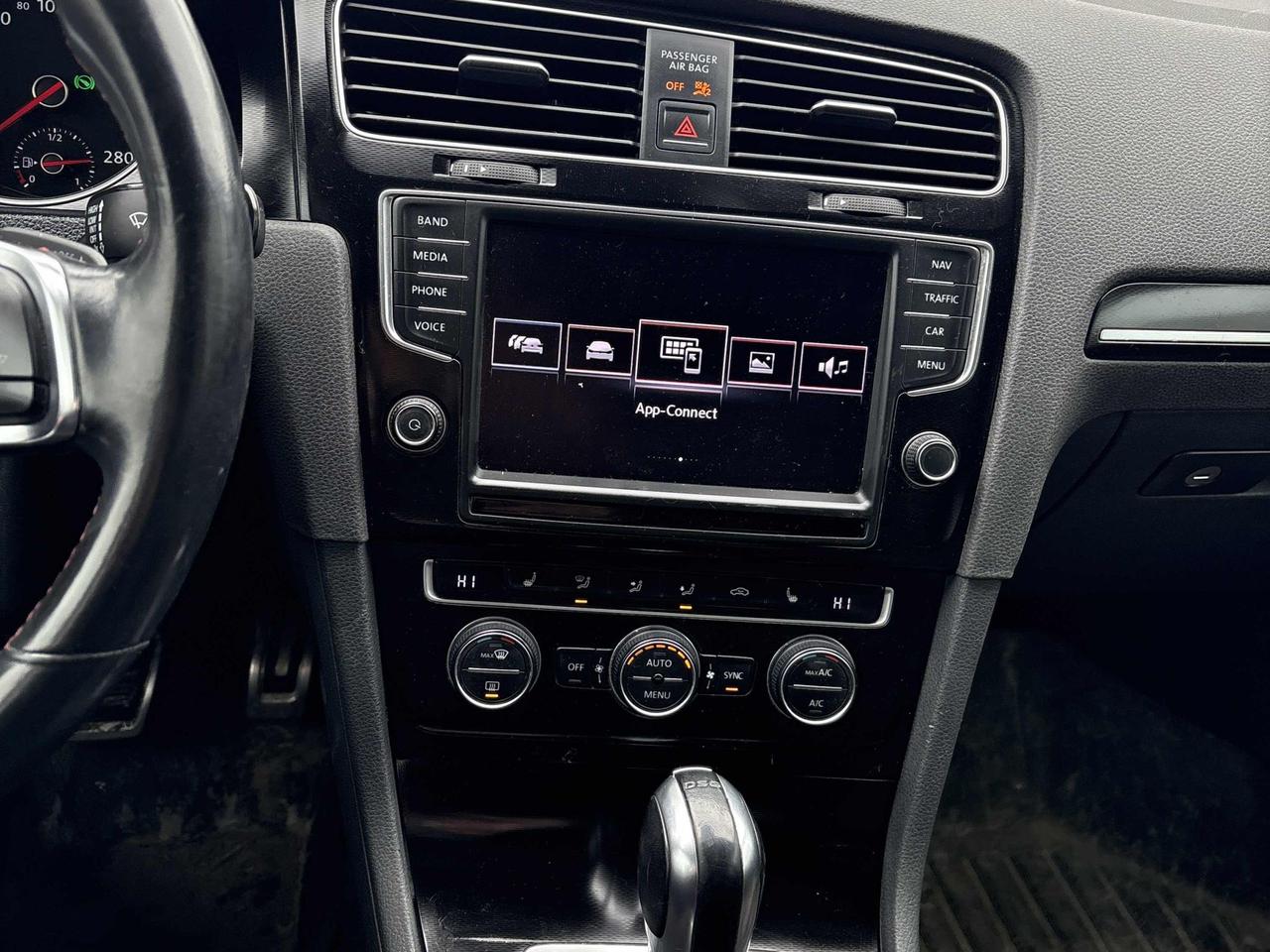 2016 Volkswagen Golf Autobahn - Photo #8