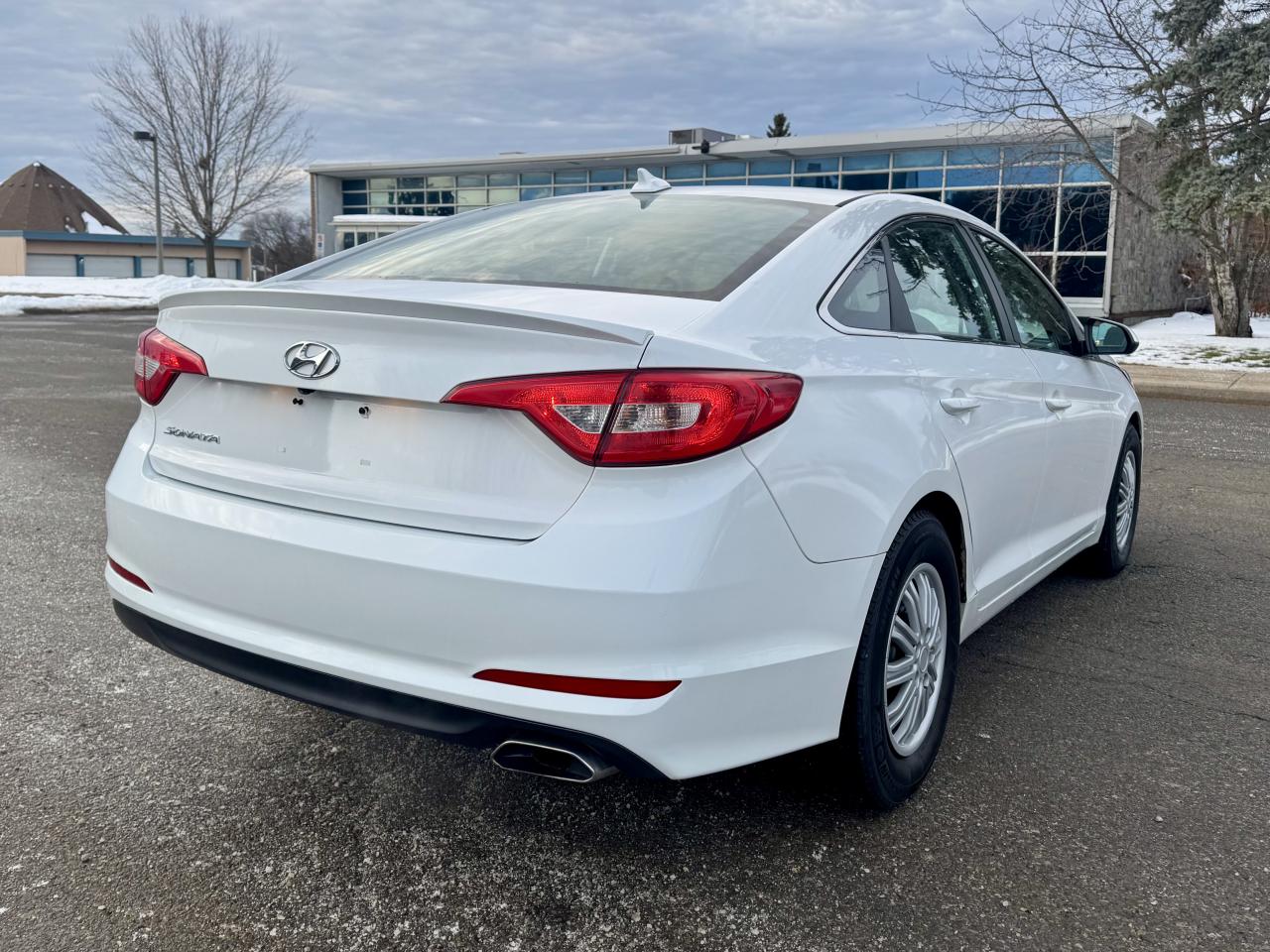 2017 Hyundai Sonata 2.4L GL Photo